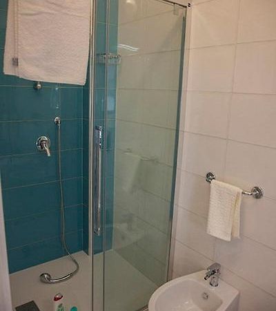 B&B Civico N.21 Cagliari Bagian luar foto